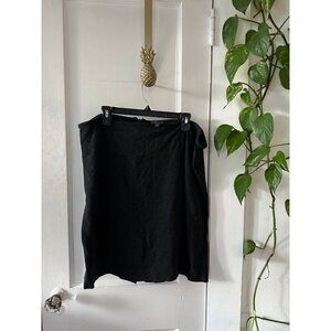 The Limited Collection women’s size 18W black skirt